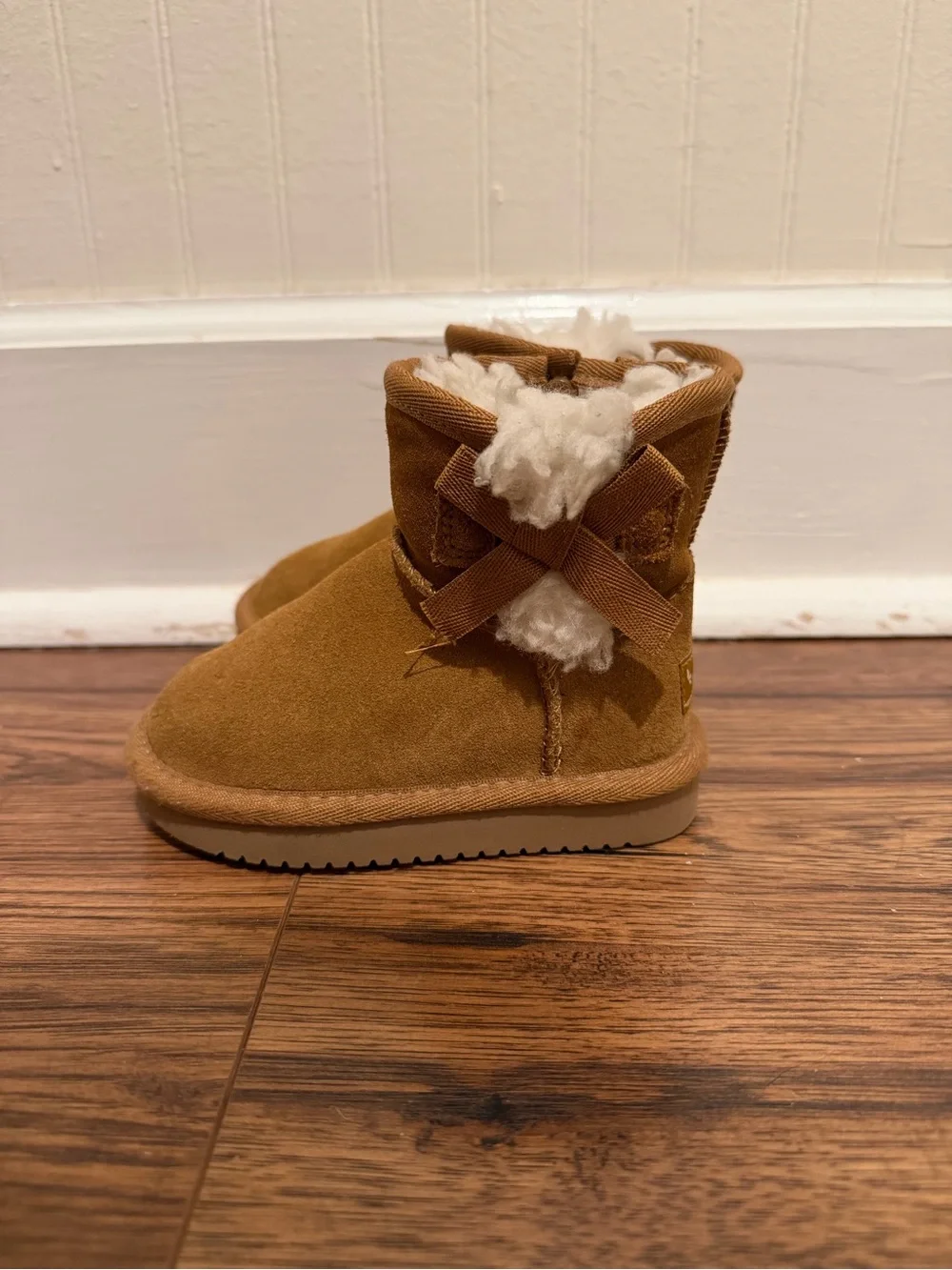 Koolaburra Kids Chestnut Brown Suede Shearling Bow Boots